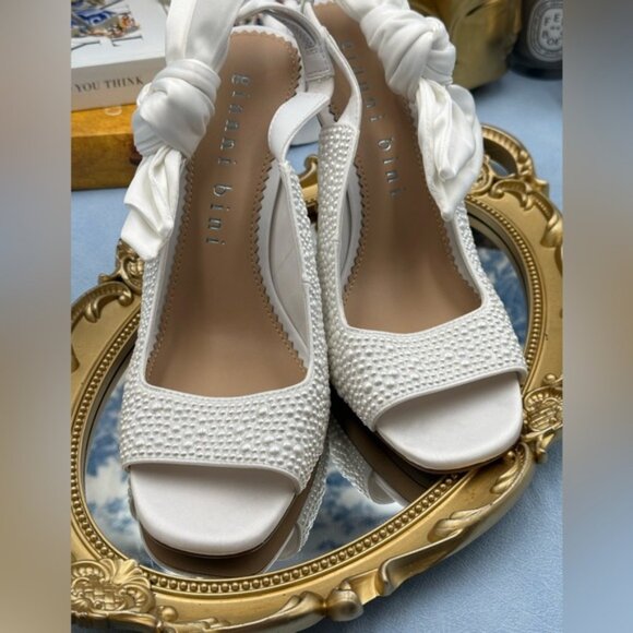 🆕 GIANNI BINI 🧿 NWOB Coray Pearl Embellished Satin Bow Slingback, Sz 7.5 - Picture 11 of 16